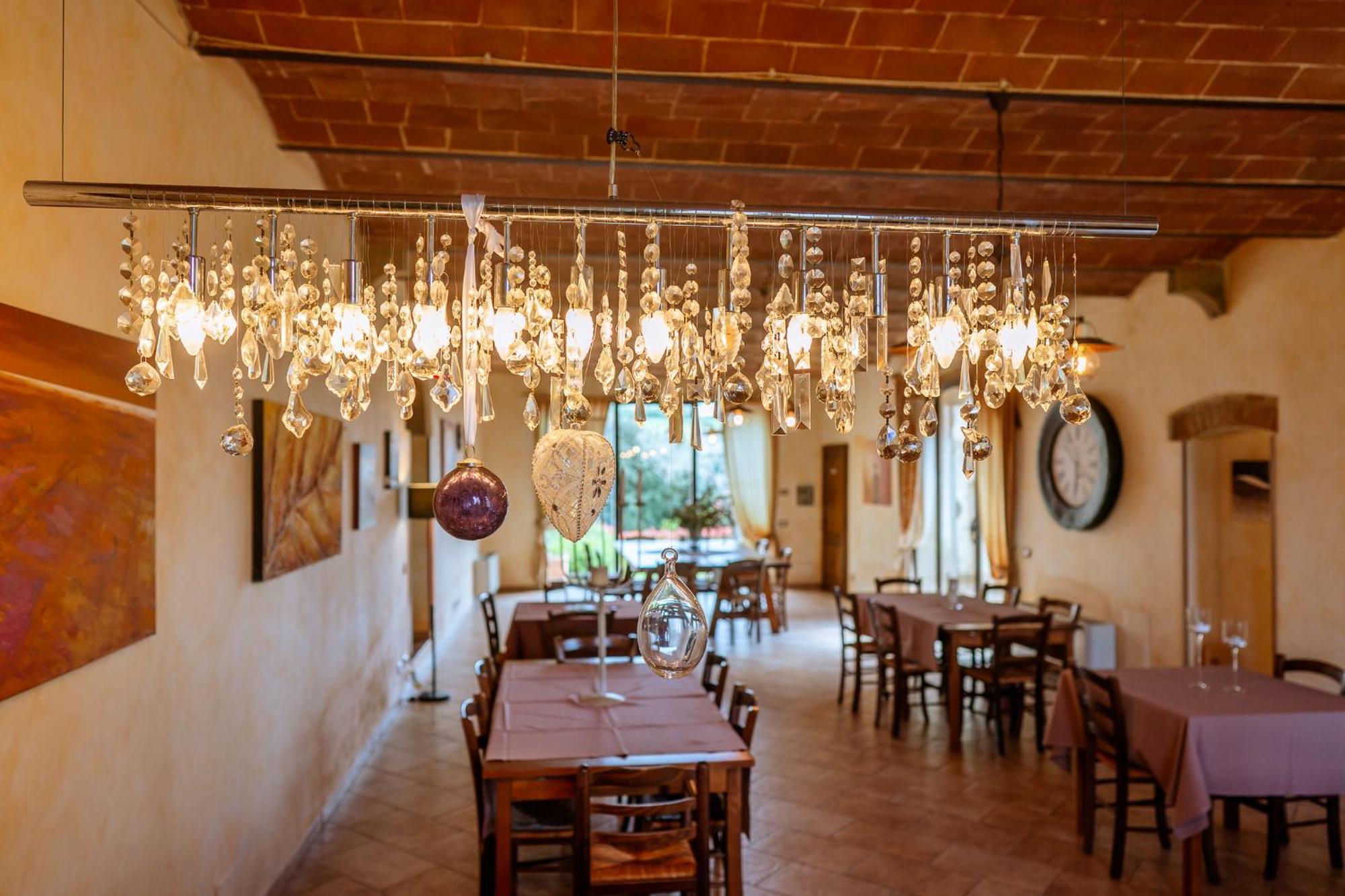 Villa Le Beringhe - Wine Pool & Relax Колле-ді-Валь-д'Ельса Екстер'єр фото