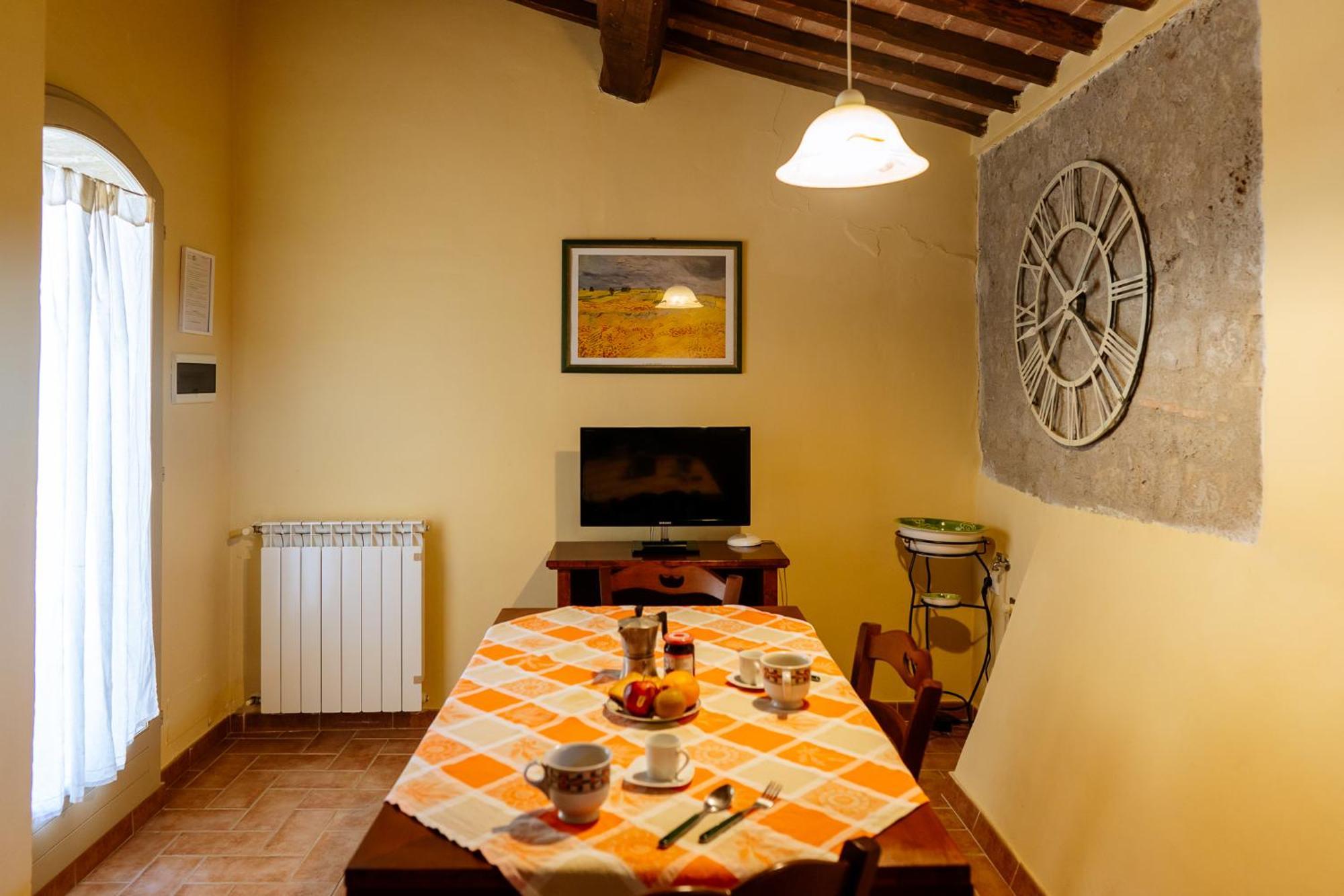 Villa Le Beringhe - Wine Pool & Relax Колле-ді-Валь-д'Ельса Екстер'єр фото